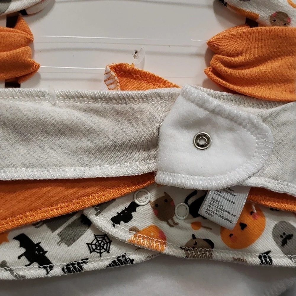 Modern Baby NWT 6-piece Halloween Headbands and Bibs Set